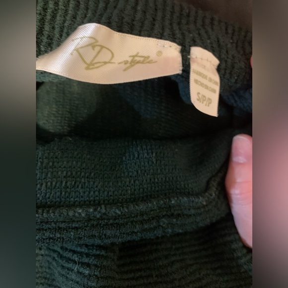 RD Style Knit Oversized Turtleneck Sweater in Forest Green, Size Women’s Small - Picture 2 of 5
